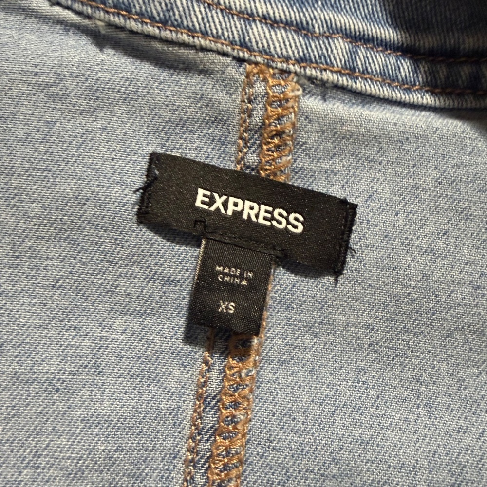 Express Demin Jacket - Picture 2 of 7